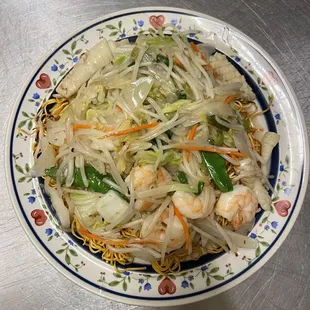 Seafood pan fry noodles