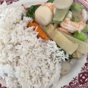 10. Tung Ting Shrimp Lunch Special