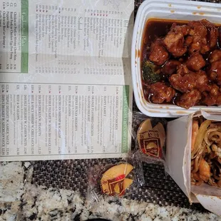 C11. General Tso's 3/5  want the chicken  crunchy  Shrimp lo mein 4/5   because the noodles are soggy