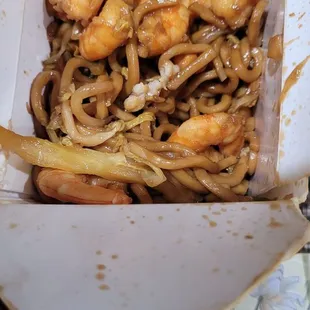 Shrimp lo mein Shrimp galore,very tasty but the noodles is a little bit soggy