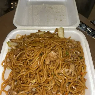 Chicken Lo Mein