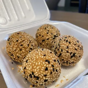 262. Sesame Ball with Red Bean Paste