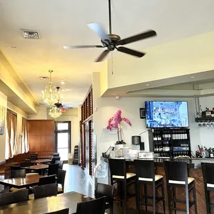 Entrance dining area
