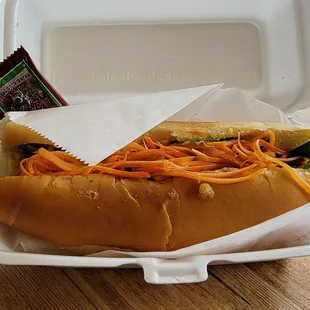 Chicken banh mi