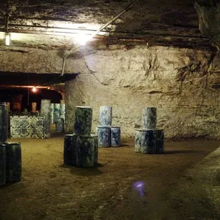 From the courtesy of JAEGERS web site: the indoor cave