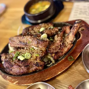 Grilled pork ribs