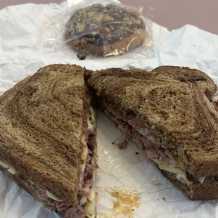 Hot Pastrami Sandwich