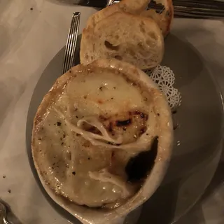 French Maui Onion Soup
