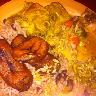Curry Chicken, rice and beans, plantains