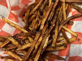 Royal Oaks Bar & Grill