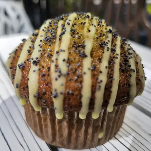 Lemon Poppyseed Muffin