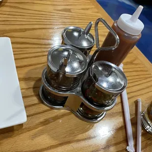 The do-it-yourself spice tray. Brilliant! The let you punch up your dish!