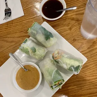 Fresh Rolls with peanut sauce and hoisin sauce