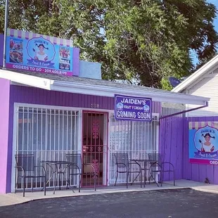 Bright fun colors to show a peek into Mexican culture