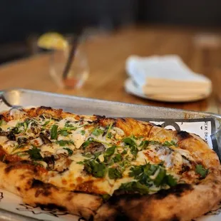 Jerk chicken flatbread was good..