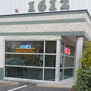 Jaime's Bakeshop
1612 Centerville Rd.
Virginia Beach, VA