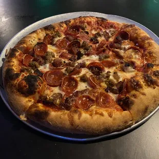 Tres Cerditos Pizza