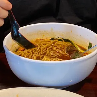 N3. Hot Spicy Beef Noodle Soup (huge portions)