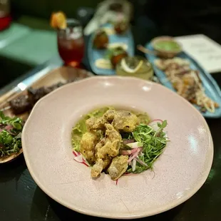 Pekora (@_emwong_ on IG)