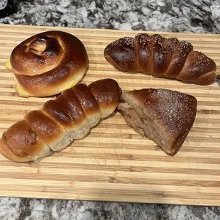 Rose hip pastry, Nutella pastry, cream cheese pastry, and pistachio baklava cake.