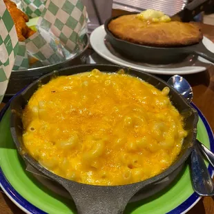 Mac N Cheese Sui