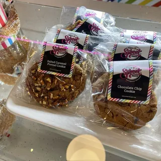 Chocolate Chip Cookie