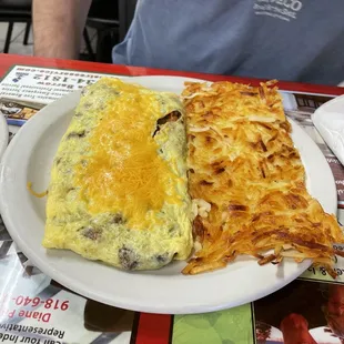Spanish omelette and hash browns