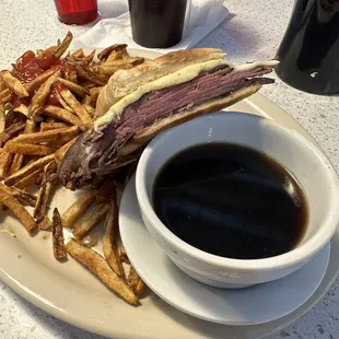 French Dip, a revelation with tender rare meat!