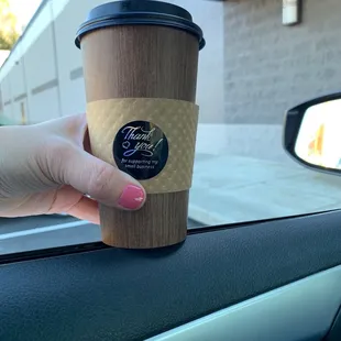 Lynn&apos;s Coffee