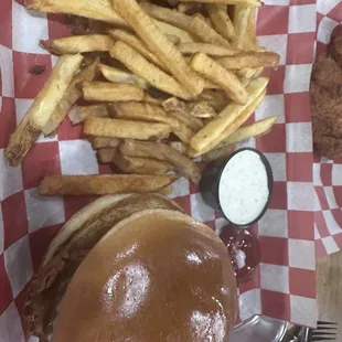 Chicken sandwich combo
