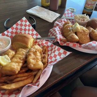 Jakes Jim Town Bar & Grill