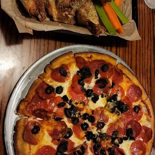 Small Gluten Free Pizza and 10 Piece Lemon Pepper Wings