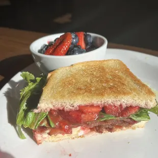 Strawberry Brie Sandwich