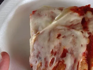 Nuzzaci Pizza Shoppee