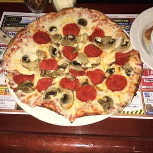 Thin crust pizza heaven