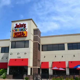 the outside of the restaurant