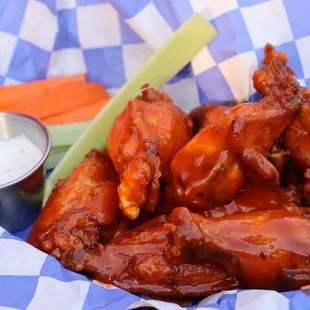 Buffalo wings. Average. Wings are frozen and skin is flabby and chewy. Meh.