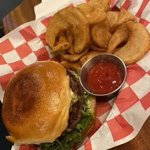 Sloop Burger with bacon