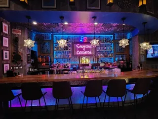 Sangria y Cerveza - Tacos & Tapas Lounge