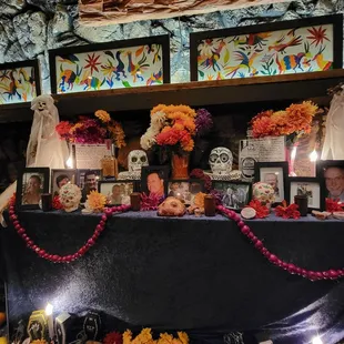 Dia see Los Muertos Offrenda