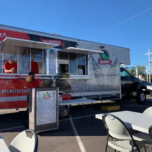 Jalapeños food truck