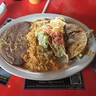 Delicious hard shell tacos.. All the good was solid.