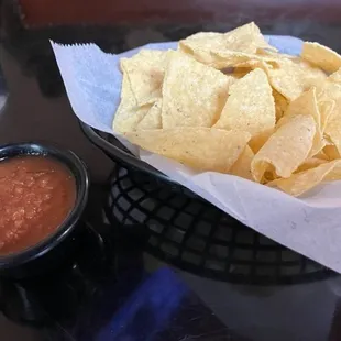 Great chips &amp; salsa