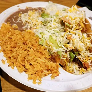 a plate of mexican food
