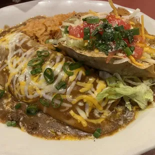 #15 special today . Beef taco and beef and cheese enchilada . Excellent as always !