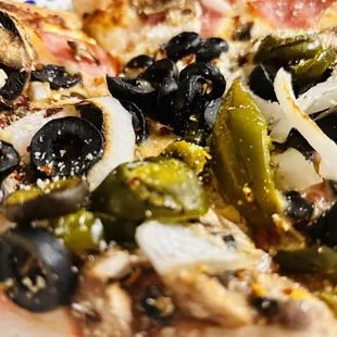 Jalapeños Pizza & Wings
