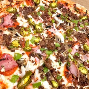 Deluxe Pizza