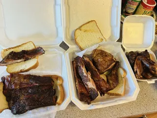 Bob's Famous BBQ