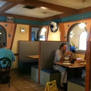 Jalisco: great food, huge margaritas, great prices
