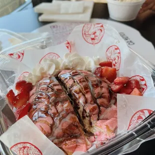 Milky concha with gansito ice cream